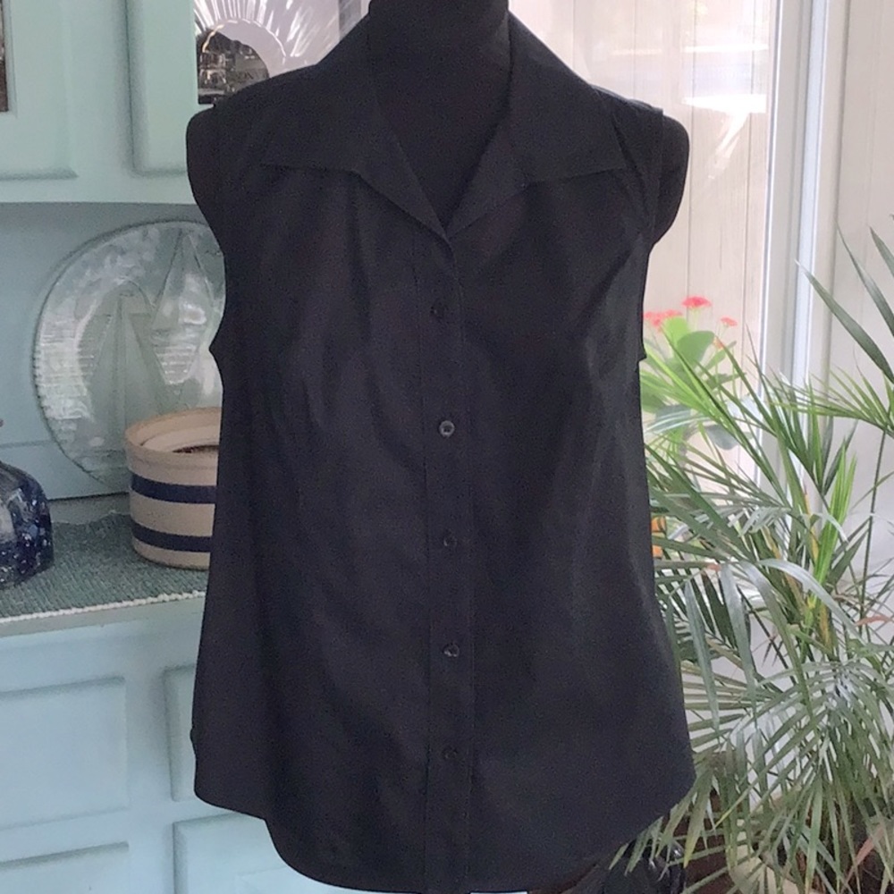 Chico’s Black Sleeveless Blouse